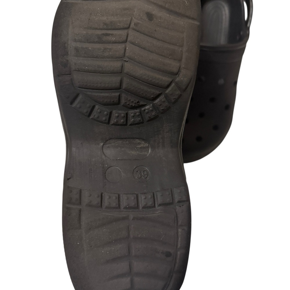 Black Platform Clogs Chic And Very Attractive - image 6